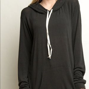 BRANDY MELVILLE PULLOVER